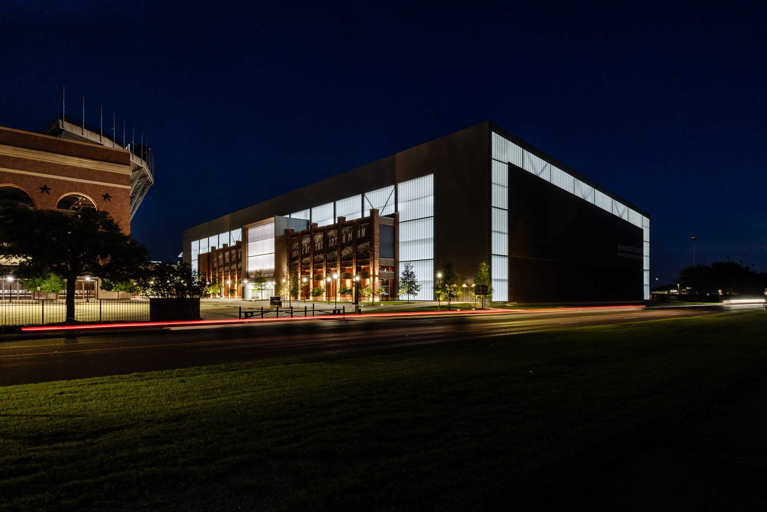 Populous Texas A&M Hover